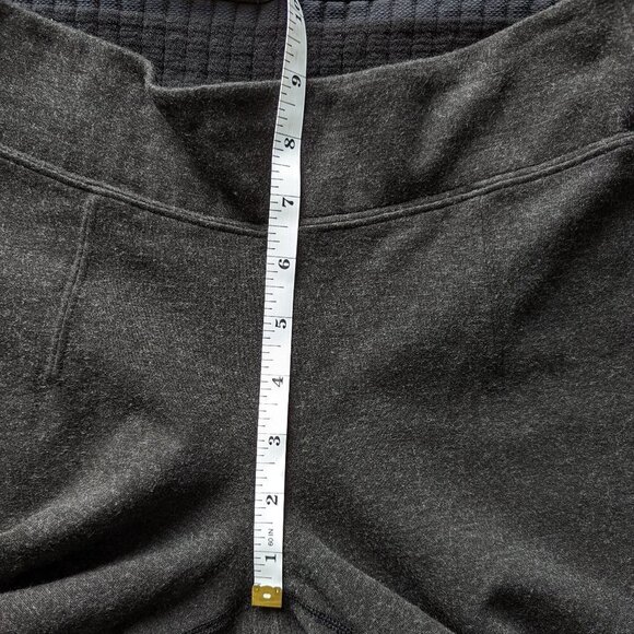 Kit and Ace York Pants in Heathered Charcoal Grey - Picture 8 of 10